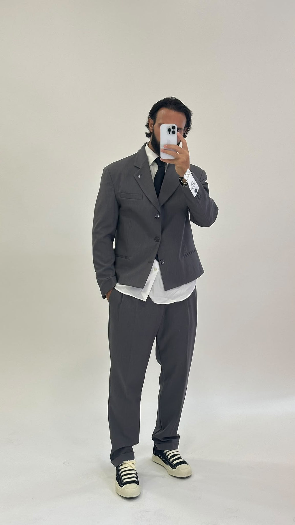 Completo giacca e pantalone grigio antracite