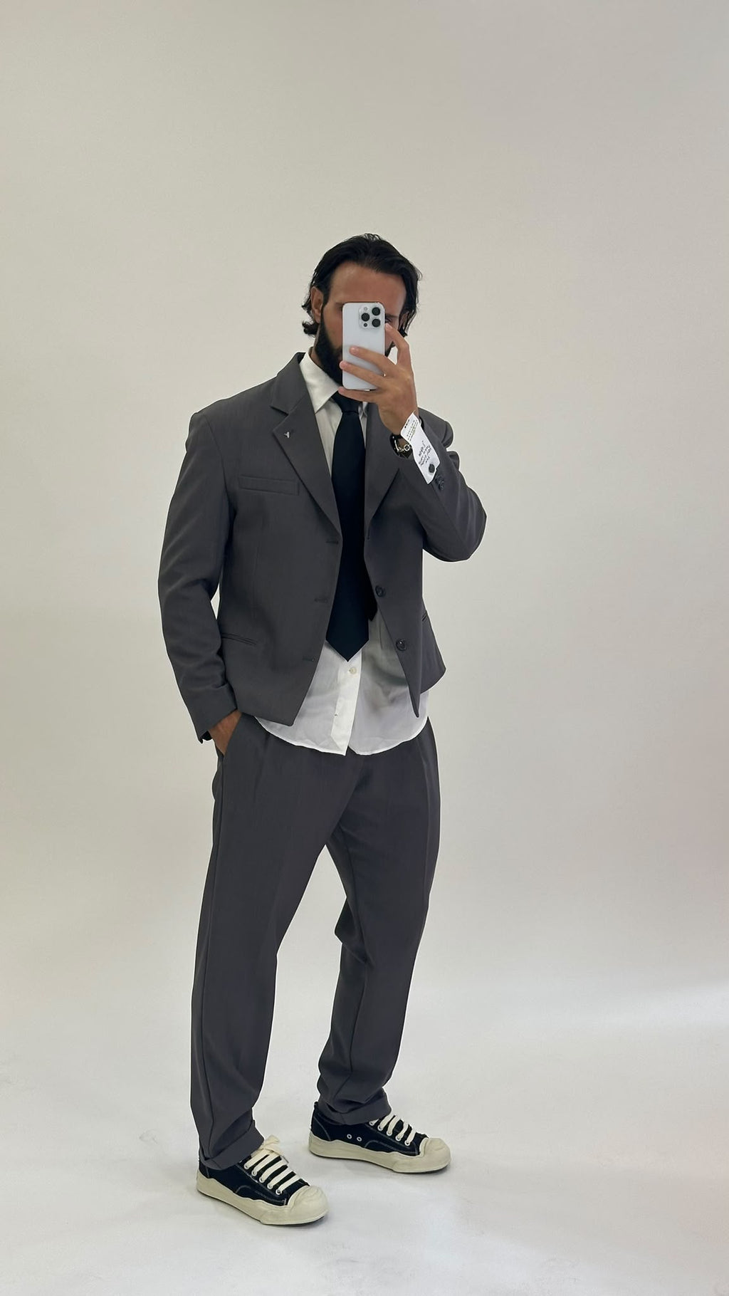 Completo giacca e pantalone grigio antracite