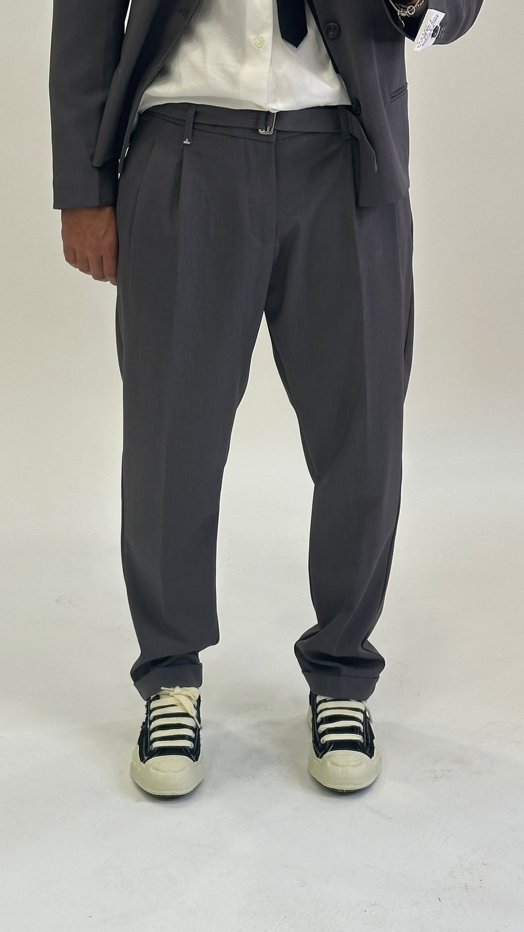 Completo giacca e pantalone grigio antracite